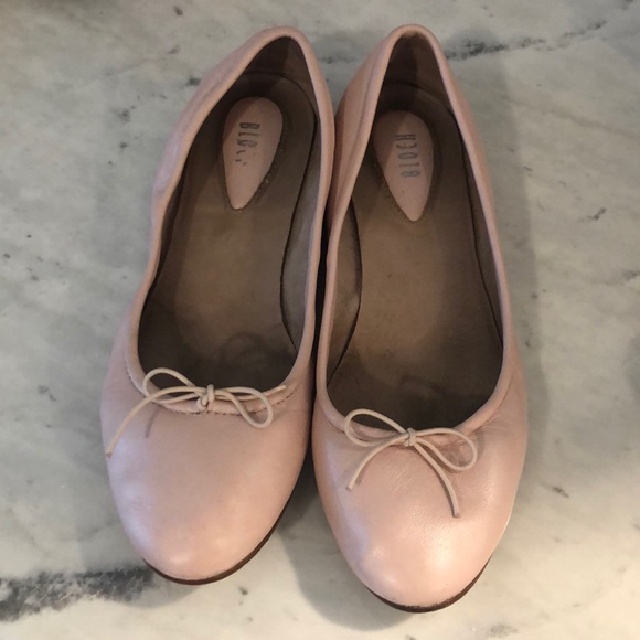 SOLD Bloch Pearl Pink Ballet Flats - Picture 5 of 7